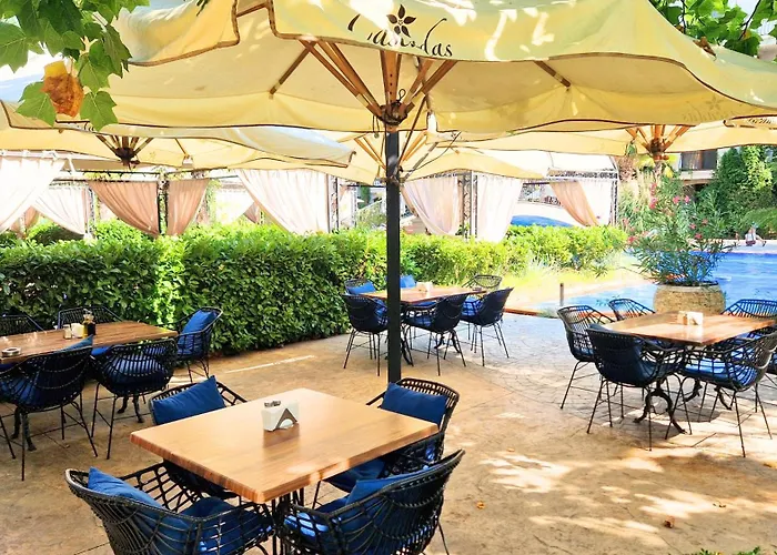 아파트 Attractive Studio-apartment In Sunny Cascadas Family *